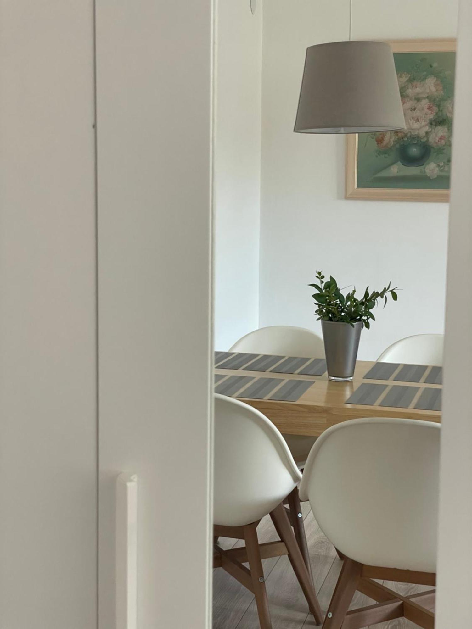 All Seasons Apartments Lasko Bagian luar foto